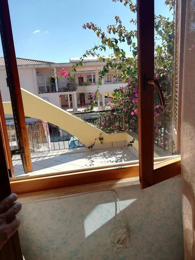 Santa Margherita Di Pula Apartment
